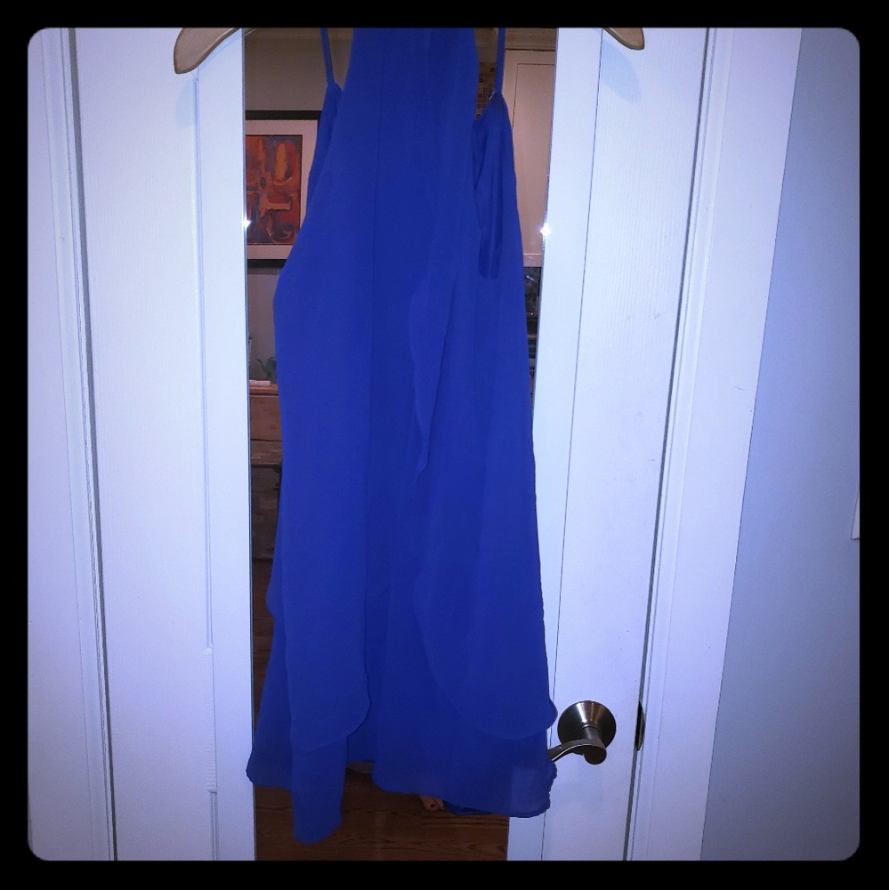 blue dress